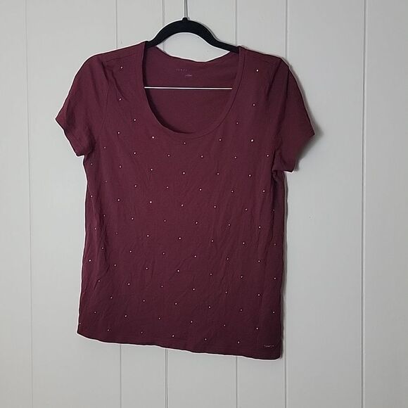 Tommy Hilfiger Tops - Scoop neck tee with stones